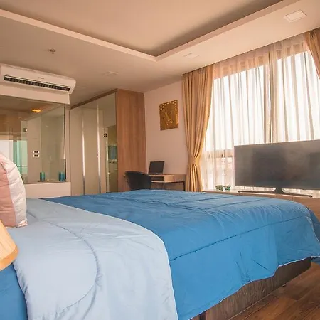 Luxury Seaview The Peak Towers 200m To *