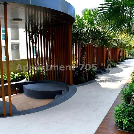 Luxury Seaview The Peak Towers 200m To *