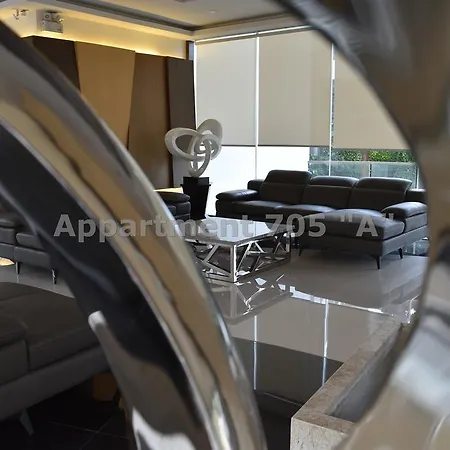 Luxury Seaview The Peak Towers 200m To Apartment