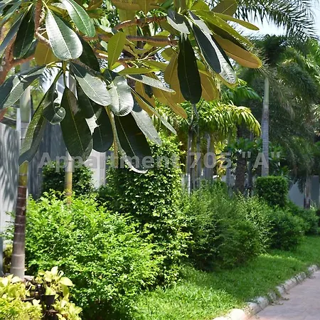 Apartment Luxury Seaview The Peak Towers 200m To Pattaya