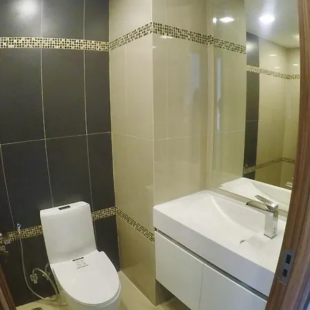 Studio Club Royal Wangamat By Marina * Pattaya