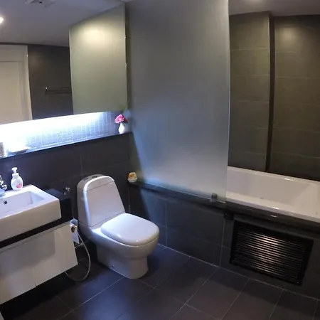 Apartment Elegant 1 Bedroom Apus By Tiprent
