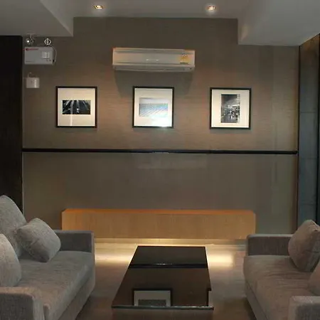 Place Serviced 3*