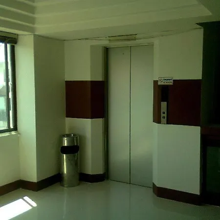 Cloudotel Walking Street โรงแรม 4*