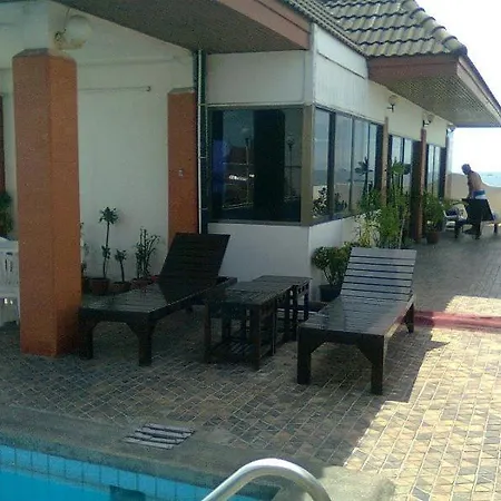 Cloudotel Walking Street 4*