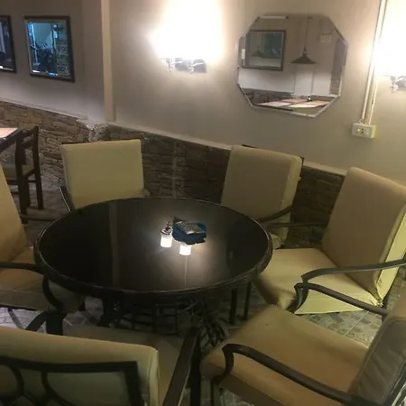 Scandalic Restaurant And Golf Pattaya