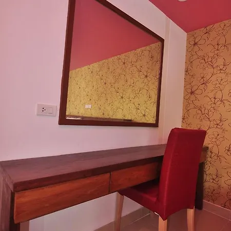 Momo Villa