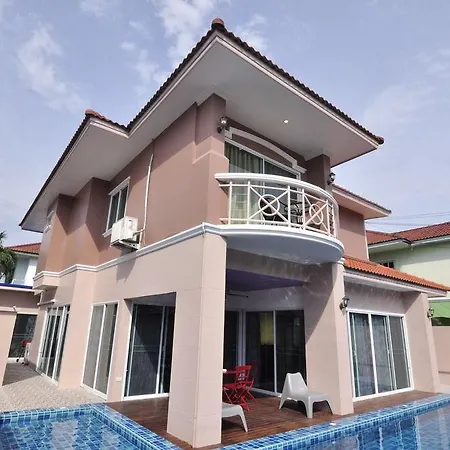 Momo Villa Villa Pattaya