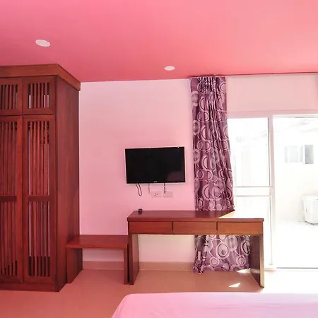 Momo Villa