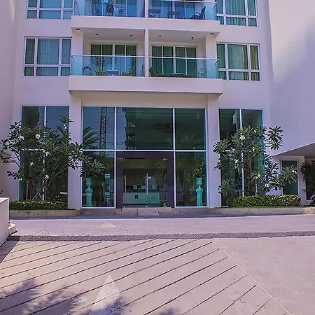 The View Cosy Beach Condominium Apartment *