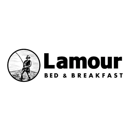 บ้านพัก Lamour's Fisherman House