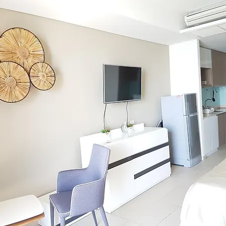 Zire Wongamat Unit A1705 * Pattaya
