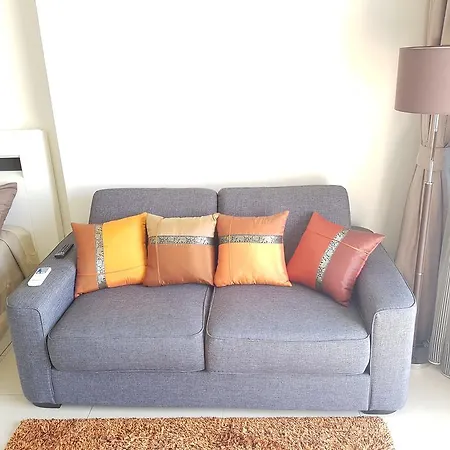 Apartment Zire Wongamat Unit A1705