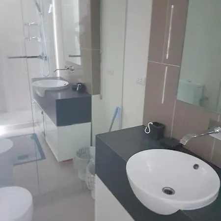 Zire Wongamat Unit A1705 Apartment Pattaya