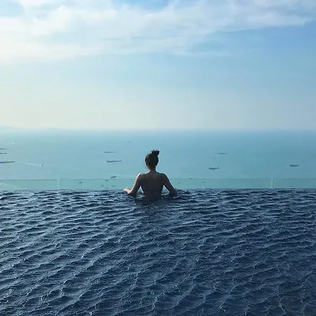 The Base Sea View *