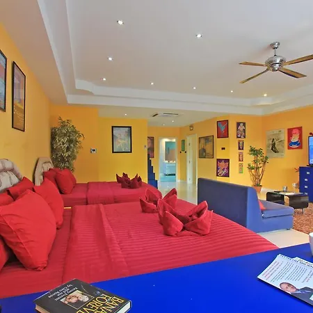 Villa Sharrow Bay Pattaya
