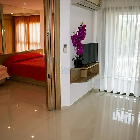 City Garden Tropicana By Towers * Pattaya