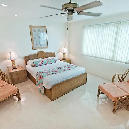 Aparthotel Butterfly Garden Boutique Residences: Luxury & With Full Amenities