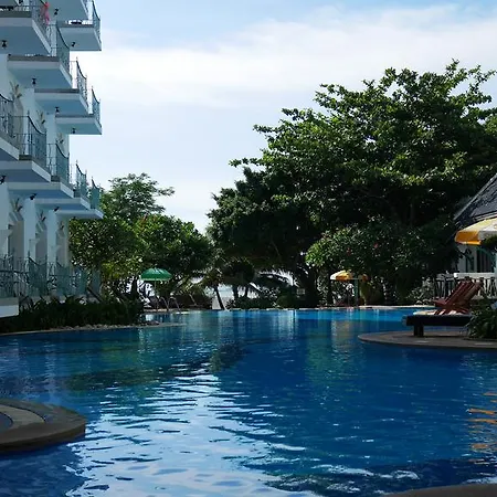 Naklua Resort 3*