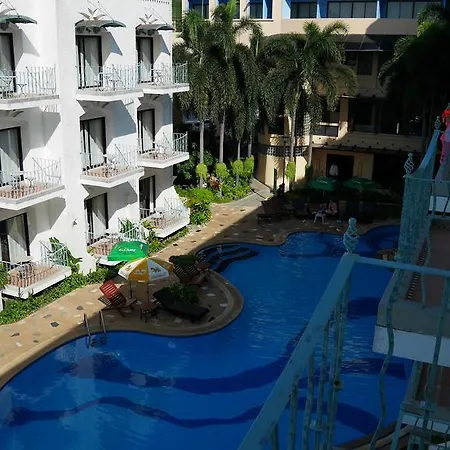 Naklua 3*
