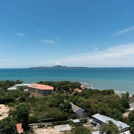 Cosy Beach View Condo-Resort Pattaya
