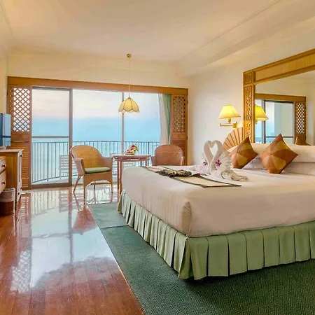 โรงแรม The Imperial 4*