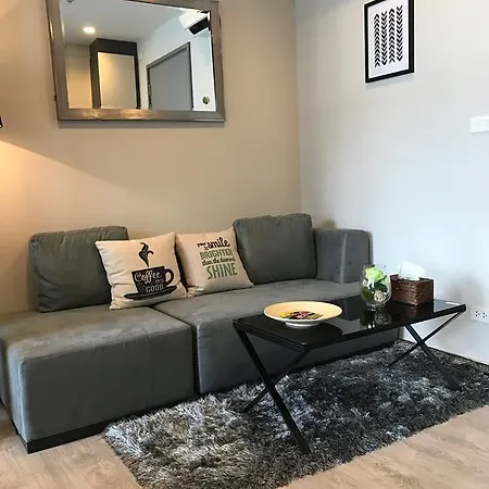 The Base Highfl Seaview Apartment Pattaya