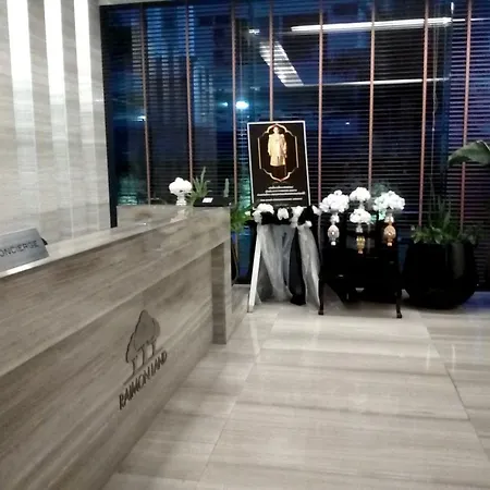 Zire Wongamat Apartment