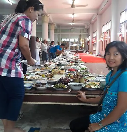 Nong Guest house 3*