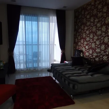 The Palm Wongamat Beach Apartment Pattaya