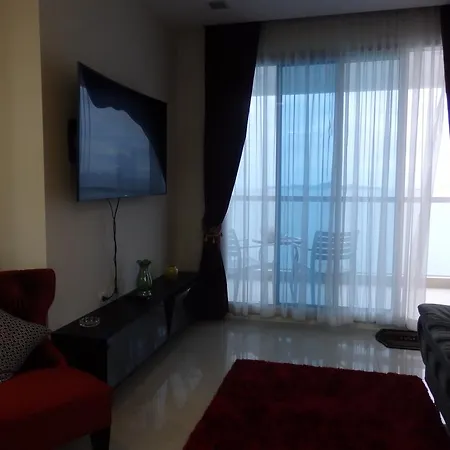 The Palm Wongamat Beach Apartment Pattaya