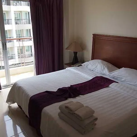 Eastiny โรงแรม