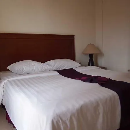 Eastiny โรงแรม 4*