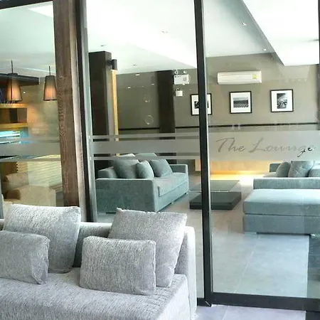 Place Serviced โรงแรม 3*