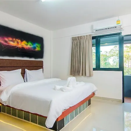 Khunsri Art Boutique โรงแรม Pattaya