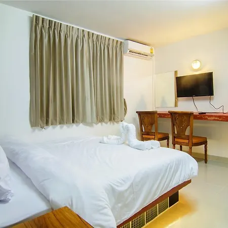 Khunsri Art Boutique โรงแรม 3*