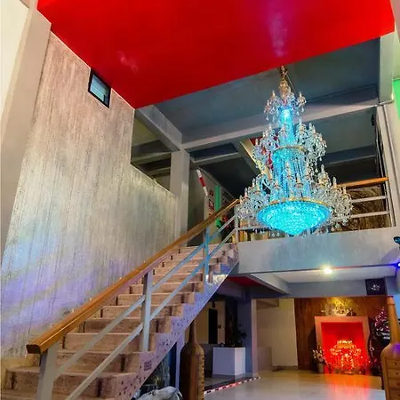 โรงแรม Khunsri Art Boutique Pattaya