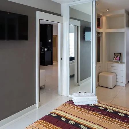 View Talay Front Beach Apartment