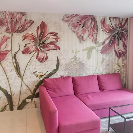 Laguna Bay 1 Condominium By Mr.butler