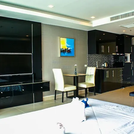 Cozy Beach View Apartment *