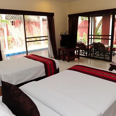 รีสอร์ท Napalai Pool 3*