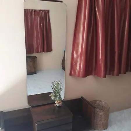 Orawan House 2 บ้านพัก *