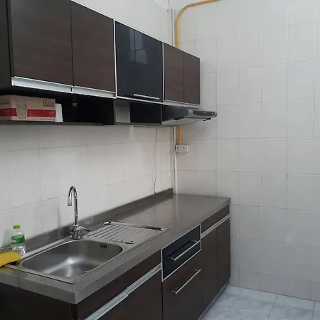 บ้านพัก Orawan House 2 *