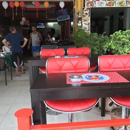 บ้านพัก Bua Khao Paradise 3*