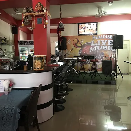Bua Khao Paradise บ้านพัก 3*