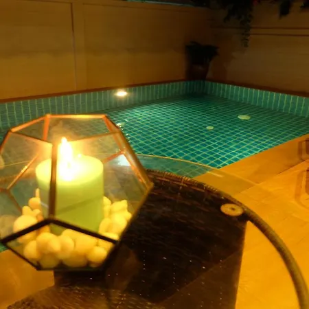 Nina Pool Guest house Pattaya