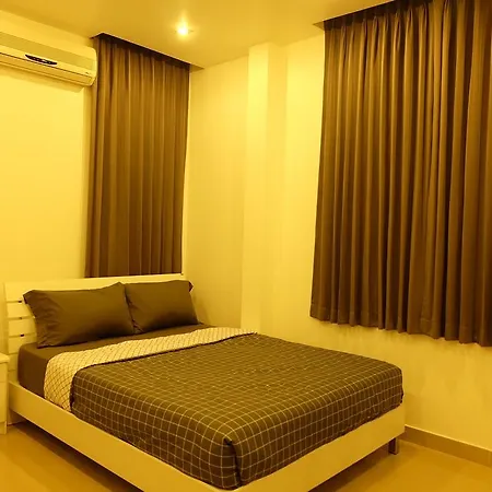 Guest house Nina Pool 3*