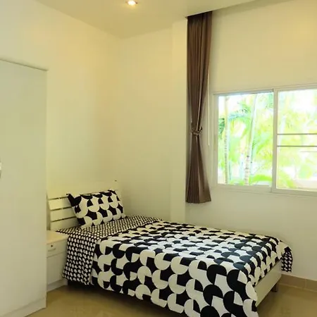 Nina Pool Guest house 3*