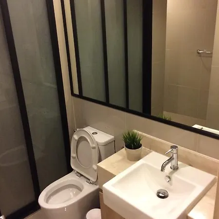 Apartment The Chezz By Patsamon Pattaya
