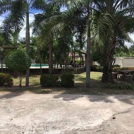 Baan Sansabai Villa